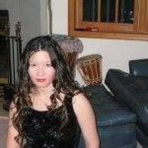 Meet your Posher, Cassandra